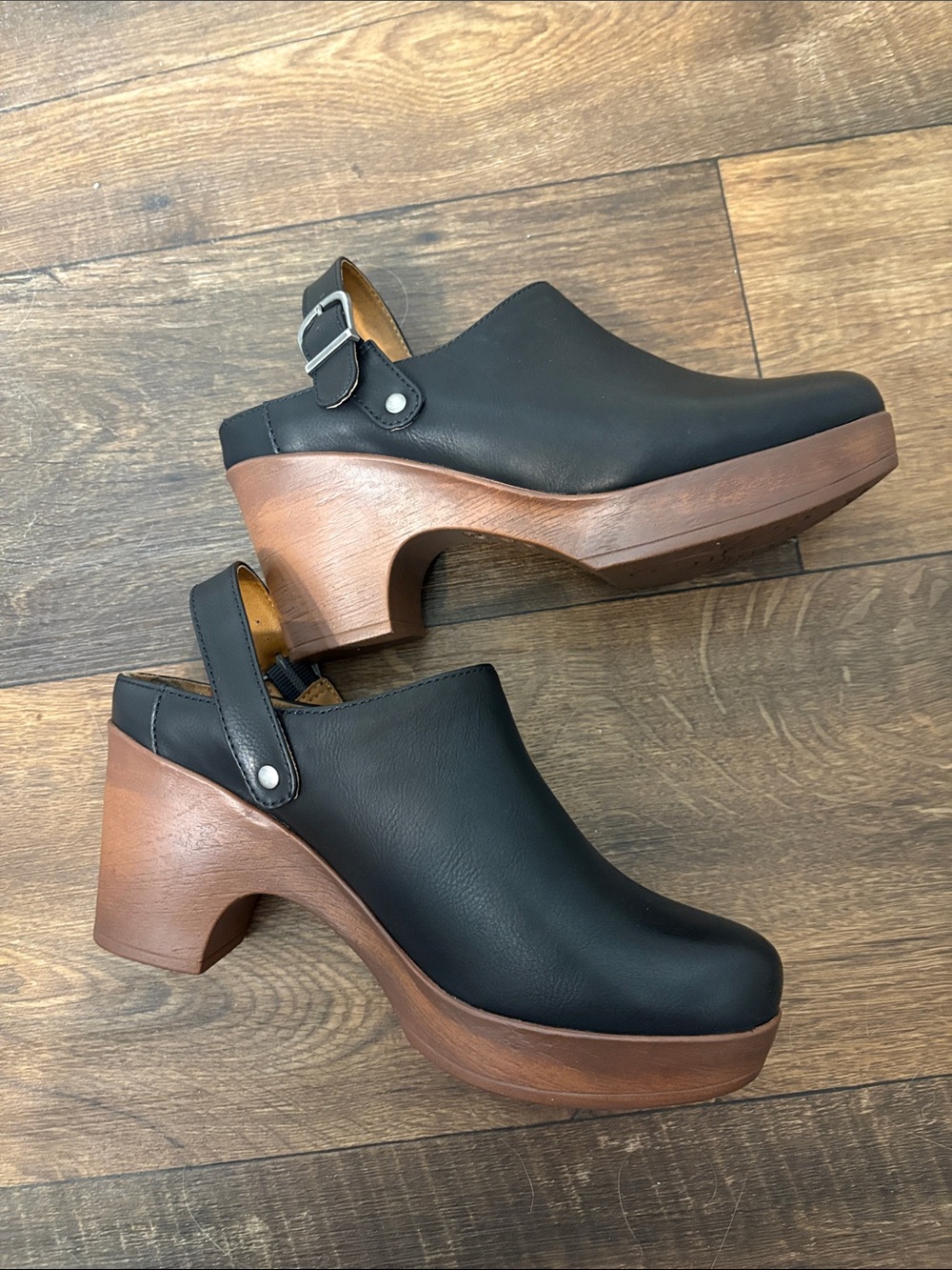 boc Black Leather Clogs with Brown Wood-Look Heel and Buckle - Picture 14 of 14
